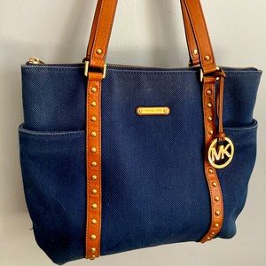 💙 Michael Kors Navy Fabric Bag 💙